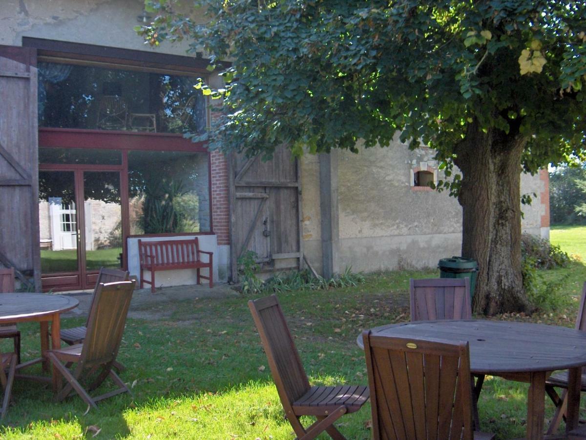Chambres D'Hotes Domaine Du Bourg Gannay-sur-Loire ภายนอก รูปภาพ